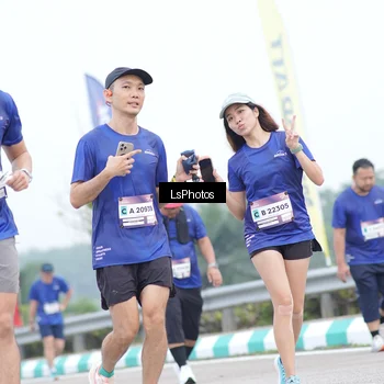 Runner Photo 7390409