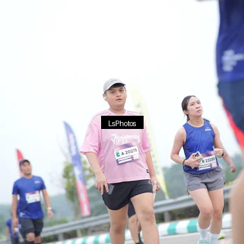 Runner Photo 7390427
