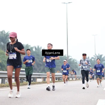 Runner Photo 7390481