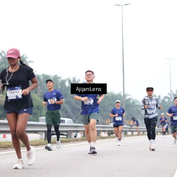 Runner Photo 7390482
