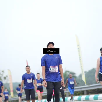 Runner Photo 7390487