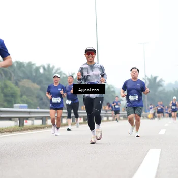 Runner Photo 7390550