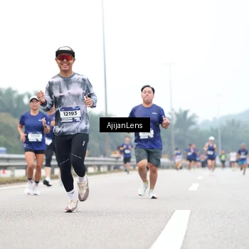 Runner Photo 7390552