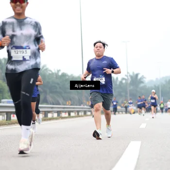 Runner Photo 7390574