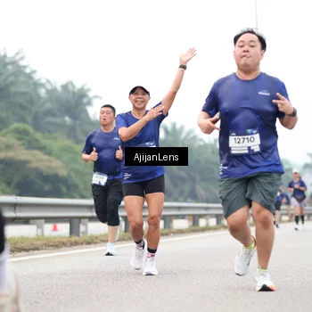 Runner Photo 7390608