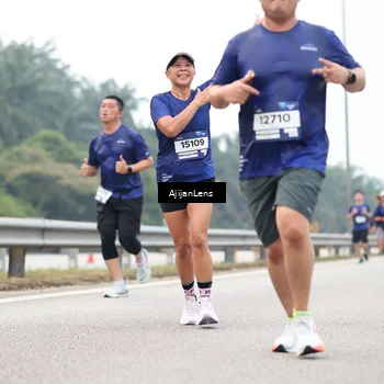 Runner Photo 7390627
