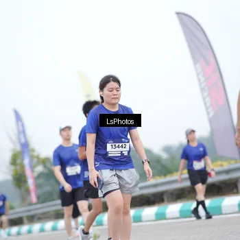 Runner Photo 7390629