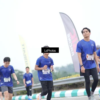 Runner Photo 7390634