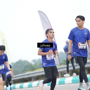 Runner Photo 7390649