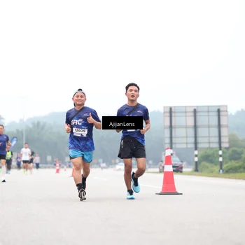 Runner Photo 7390672