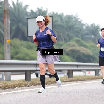 Runner Photo 7390706