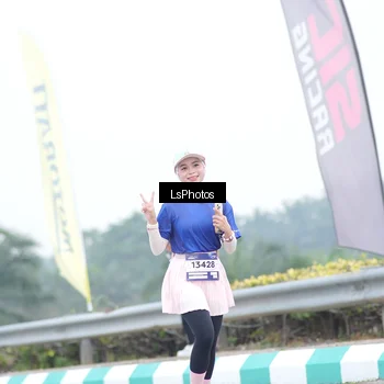Runner Photo 7390722