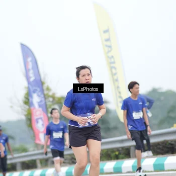 Runner Photo 7390748