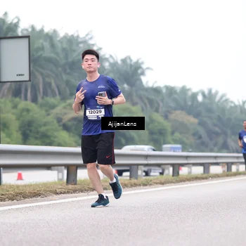 Runner Photo 7390750