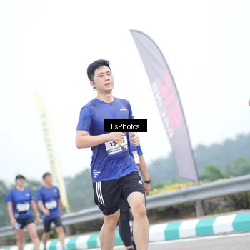 Runner Photo 7390774