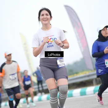 Runner Photo 7390779