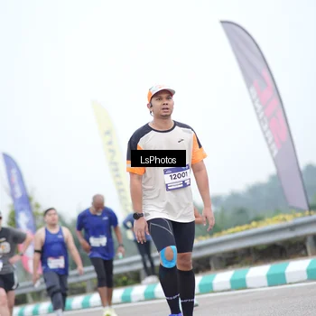 Runner Photo 7390785