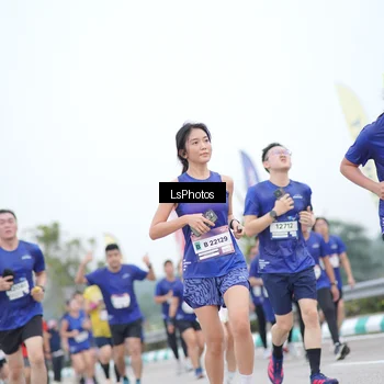 Runner Photo 7390799