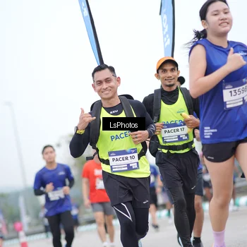 Runner Photo 7390823