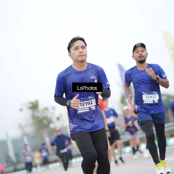 Runner Photo 7390833
