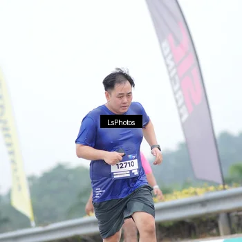 Runner Photo 7390850