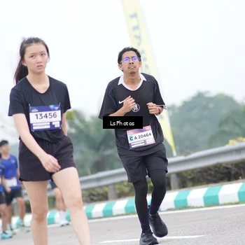 Runner Photo 7390913
