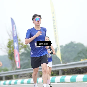 Runner Photo 7390921