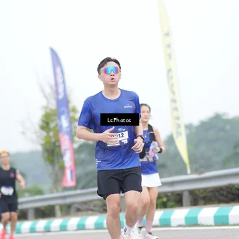 Runner Photo 7390922