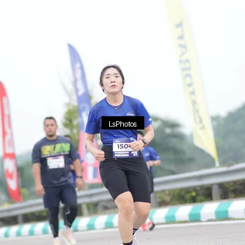 Runner Photo 7390933