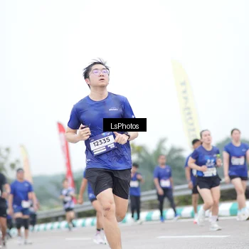 Runner Photo 7390943