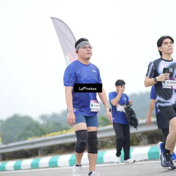 Runner Photo 7390958