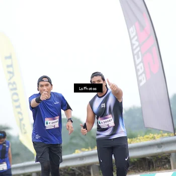 Runner Photo 7390962
