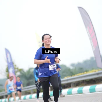 Runner Photo 7390975