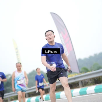 Runner Photo 7390978