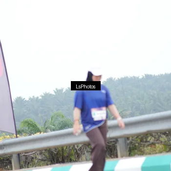 Runner Photo 7390986