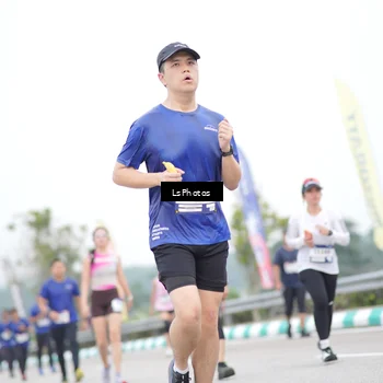 Runner Photo 7391098