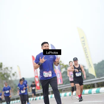 Runner Photo 7391109