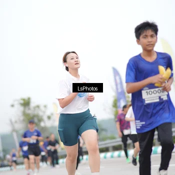 Runner Photo 7391139