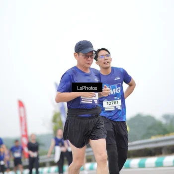 Runner Photo 7391146