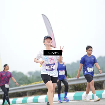 Runner Photo 7391171
