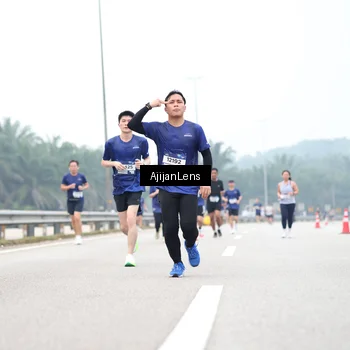 Runner Photo 7391178