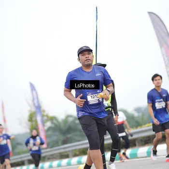 Runner Photo 7391179