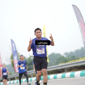 Runner Photo 7391184