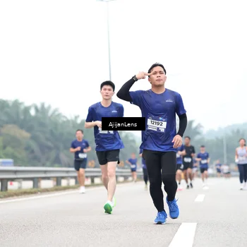 Runner Photo 7391205