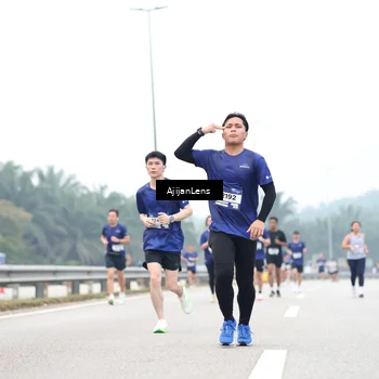 Runner Photo 7391207
