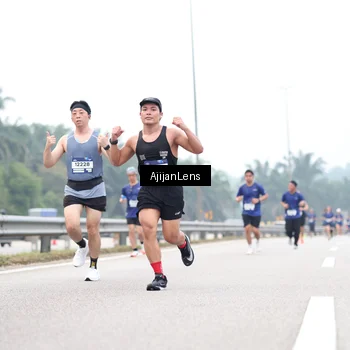 Runner Photo 7391339