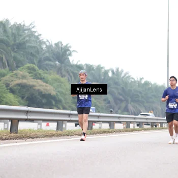 Runner Photo 7391352