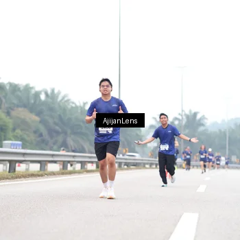 Runner Photo 7391393