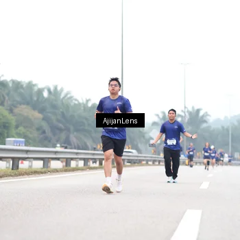 Runner Photo 7391404