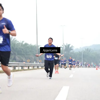 Runner Photo 7391421